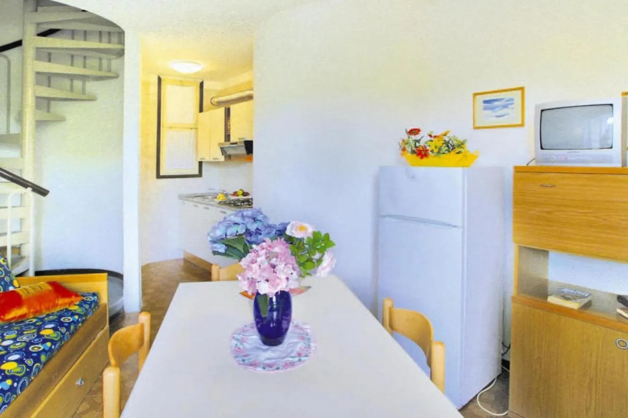 Holiday Village Tivoli In Bibione Apartament